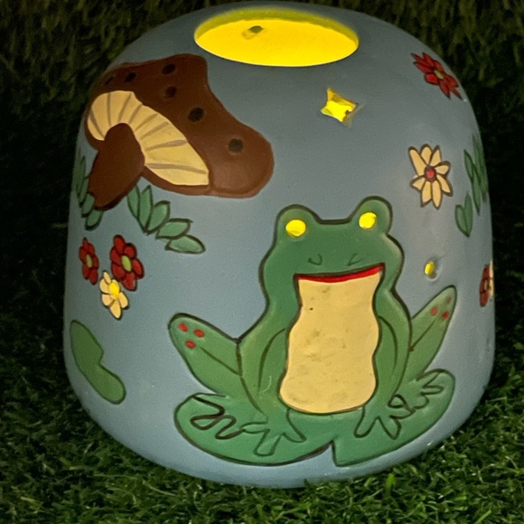Other - Vintage Hand-painted Ceramic Votive Candle Cover, Frog/Mushroom, EUC